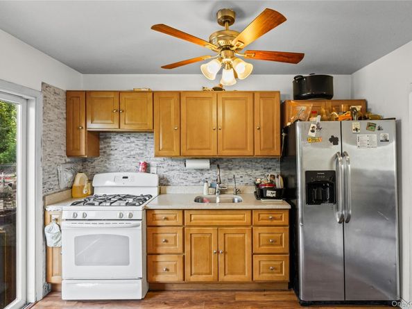 75 Oak Street, Amityville NY 11701