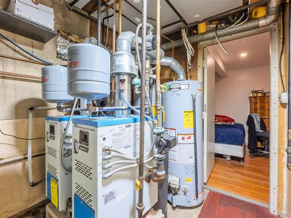 75 Oak Street, Amityville NY 11701