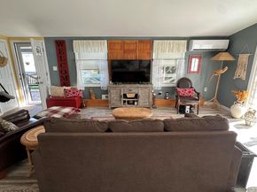 53 Village Circle S, Manorville NY 11949