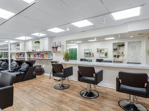 231 Dune Road 908 & 909, Westhampton Beach NY 11978