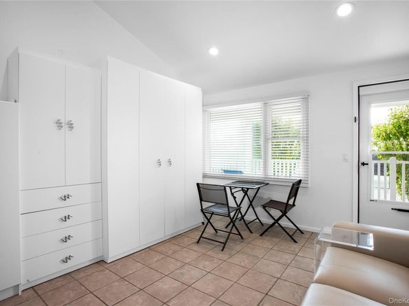 231 Dune Road 908 & 909, Westhampton Beach NY 11978