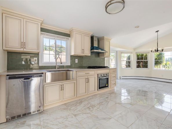 44 Apple Tree Drive, Hauppauge NY 11788