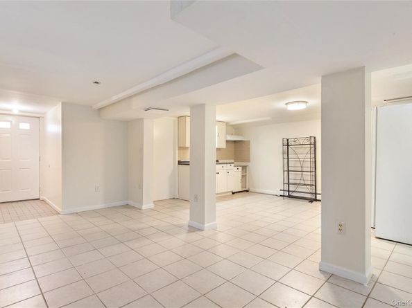 44 Apple Tree Drive, Hauppauge NY 11788