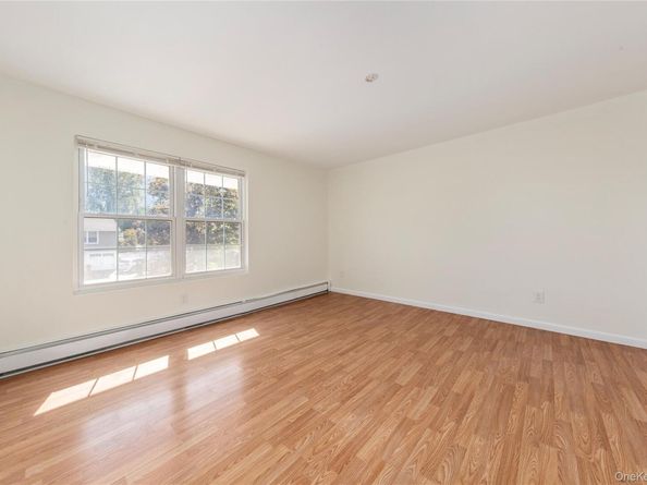 44 Apple Tree Drive, Hauppauge NY 11788