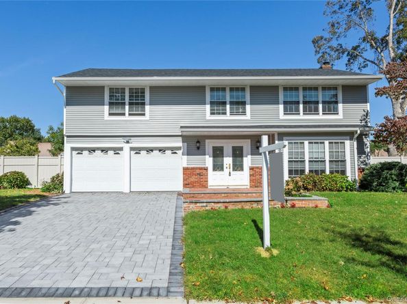 44 Apple Tree Drive, Hauppauge NY 11788