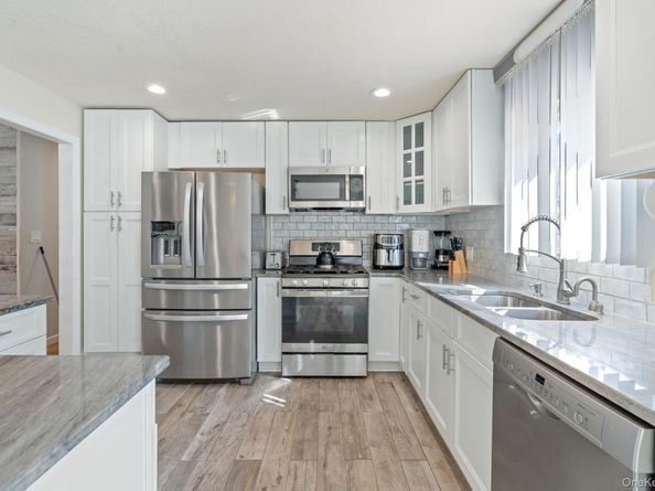 1040 Donna Court, Baldwin NY 11510