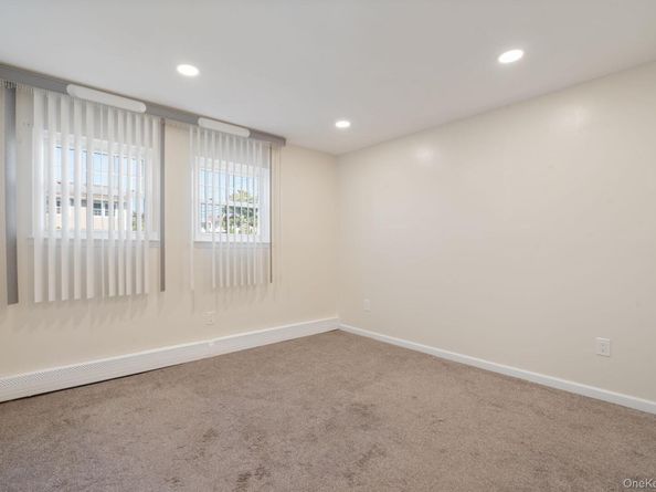 1040 Donna Court, Baldwin NY 11510