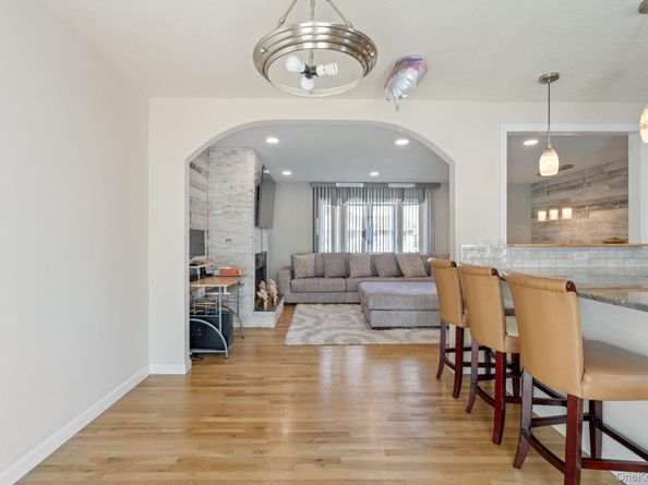 1040 Donna Court, Baldwin NY 11510