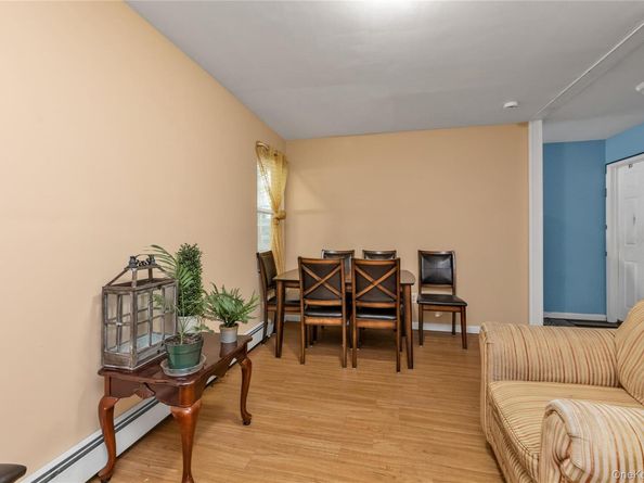 96 W 11th Street, Huntington Station NY 11746