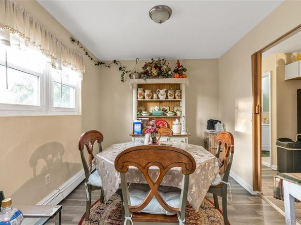96 W 11th Street, Huntington Station NY 11746