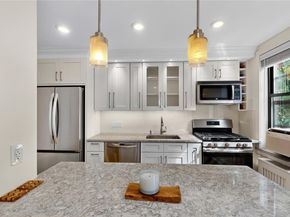 52-21 39th Road 2B, Woodside NY 11377
