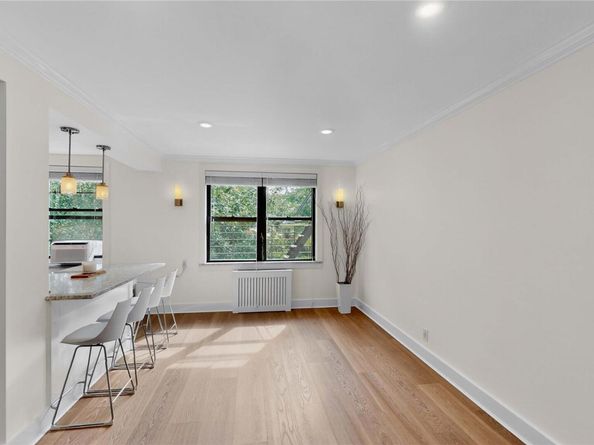 52-21 39th Road 2B, Woodside NY 11377