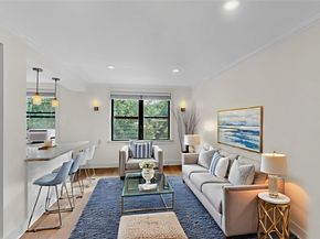 52-21 39th Road 2B, Woodside NY 11377