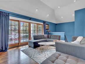 44 Archie Place, West Islip NY 11795