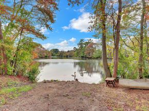 44 Archie Place, West Islip NY 11795