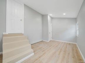 11 2nd Court, Ronkonkoma NY 11779