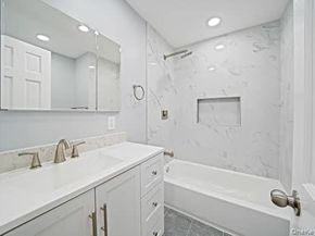 11 2nd Court, Ronkonkoma NY 11779