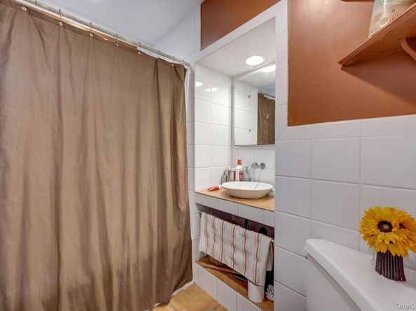 85 aka 87 Lefferts Road, Yonkers NY 10705