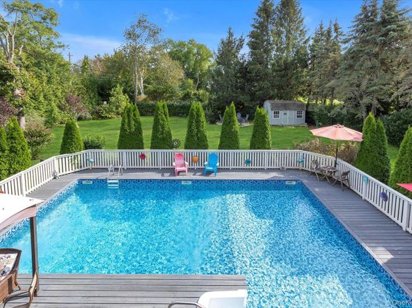 7 Eileen Circle, Jamesport NY 11947