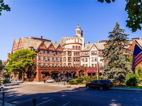 105 Garth Road 4H, Scarsdale NY 10583