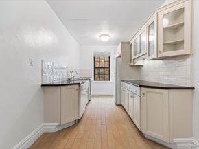 105 Garth Road 4H, Scarsdale NY 10583