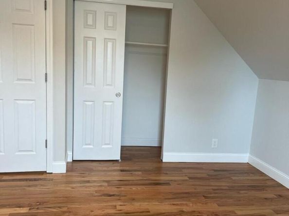 43 Lakewood Avenue, Lake Ronkonkoma NY 11779