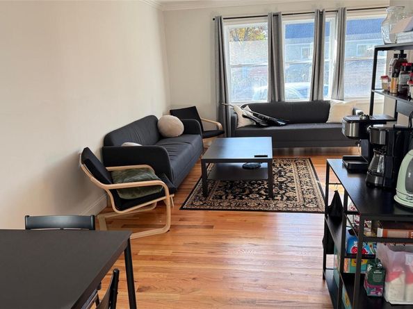 43 Lakewood Avenue, Lake Ronkonkoma NY 11779