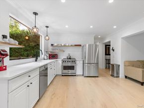 22 West Gate Road, Wainscott NY 11937