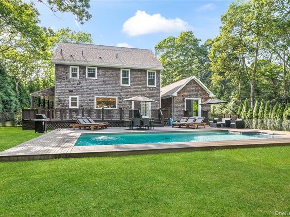 22 West Gate Road, Wainscott NY 11937