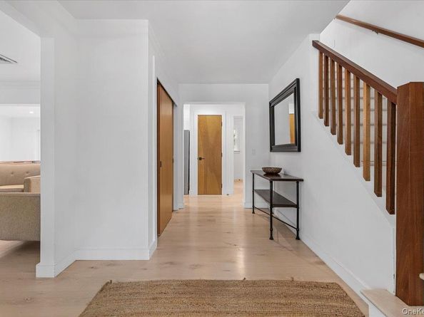 22 West Gate Road, Wainscott NY 11937