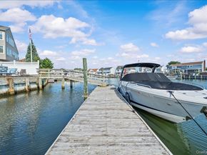 4072 Darby Lane, Seaford NY 11783