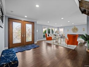 4072 Darby Lane, Seaford NY 11783