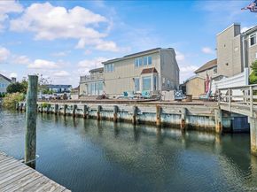 4072 Darby Lane, Seaford NY 11783