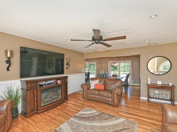 3969 Marlow Court, Seaford NY 11783