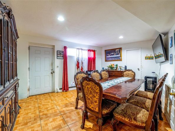 186-02 Foch Boulevard, Saint Albans NY 11412