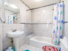 186-02 Foch Boulevard, Saint Albans NY 11412