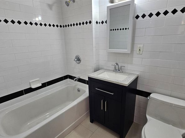 14906 Northern Boulevard 302, Flushing NY 11354