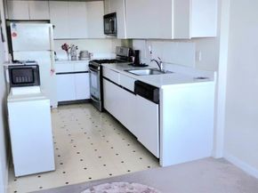 144-28 Barclay Avenue 7B, Flushing NY 11355