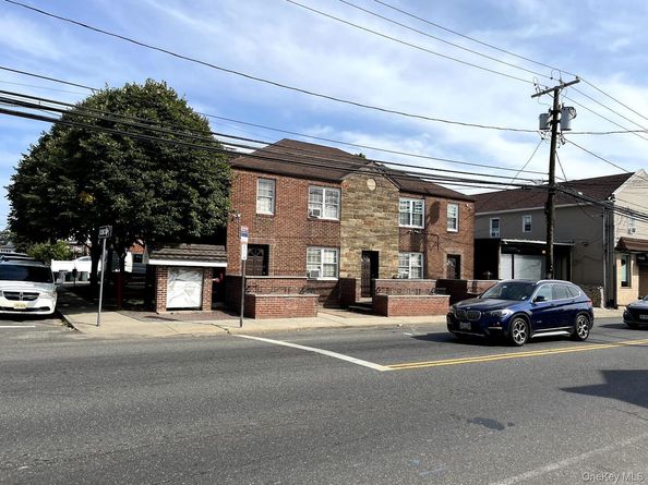 273 Meacham, Elmont NY 11003