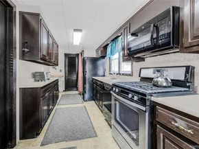 284 AKA 11 Tompkins Avenue, Yonkers NY 10710