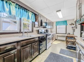 284 AKA 11 Tompkins Avenue, Yonkers NY 10710