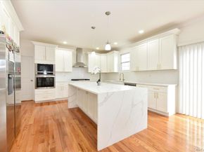 551 Grand Avenue, Lindenhurst NY 11757