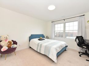 551 Grand Avenue, Lindenhurst NY 11757