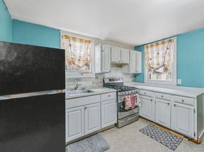 21 S Summit Avenue, Patchogue NY 11772