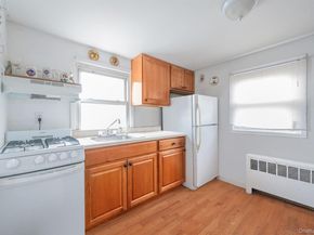 21 S Summit Avenue, Patchogue NY 11772