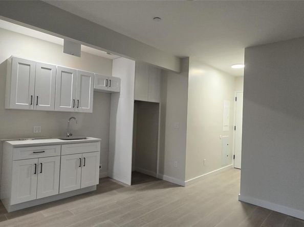 2366 Davidson Avenue, Bronx NY 10468