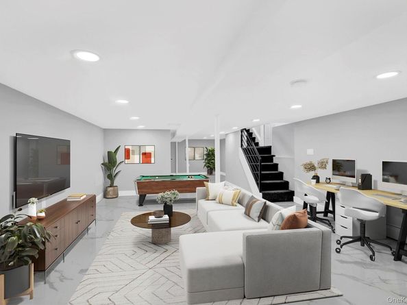 109-20 221st Street, Queens Village NY 11429