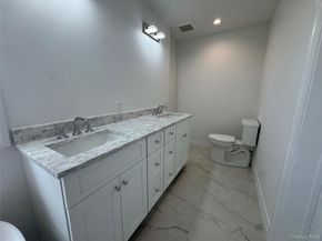 11 First Street, Glenwood Landing NY 11547