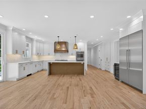 654 Caledonia Road, Dix Hills NY 11746