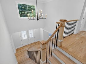 654 Caledonia Road, Dix Hills NY 11746